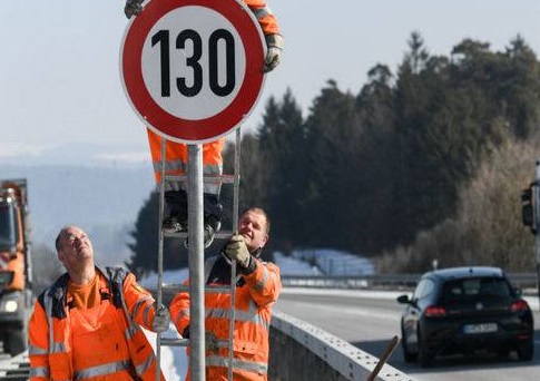 В России скоро появятся дороги с ограничением скорости 130 км в час